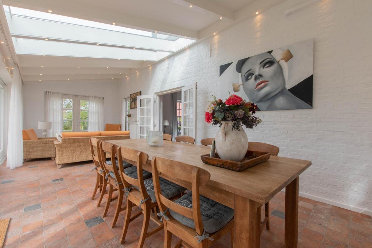 Prachtig Gelegen Vrijstaand Landhuis Hansweert Bagian luar foto