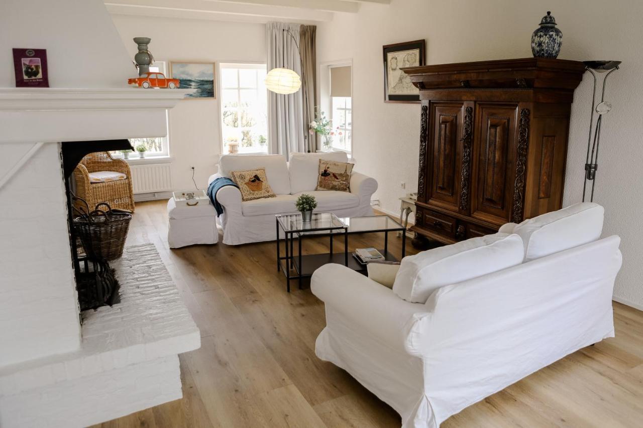 Prachtig Gelegen Vrijstaand Landhuis Hansweert Bagian luar foto